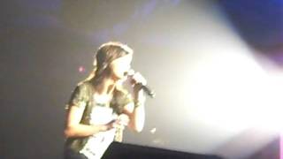 Martina McBride -- I&#39;m Trying (Live 1/24/2010)