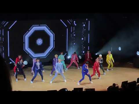 Adore U - SEVENTEEN (LIVE) - TORONTO