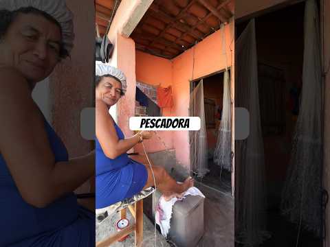 Mulher que faz Tarrafa#pescadoramador #peixe