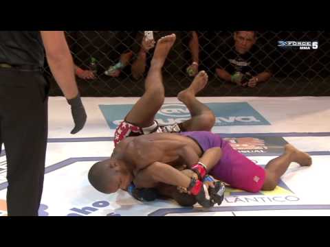 X FORCE MMA 5 - AMADOR - Luta 01 - 18/03/2017 - ELIZEU BATORÉ VS FELIPE XAROPINHO