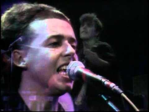 Tears for Fears - Suffer the Children (Live 1984)