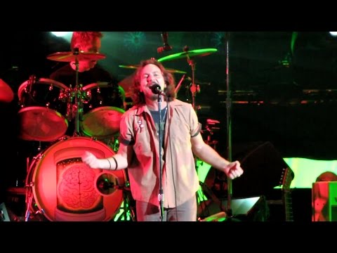 Pearl Jam: Animal [HD] 2009-10-28 - Philadelphia, PA