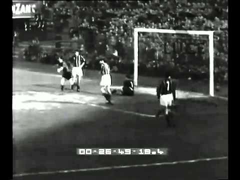 1954-1955 Inter vs Milan 1-1 Brighenti