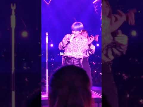 191229 Exo EXplOration dot in Seoul Day 1 Baekhyun 백현 UN Village ［Reupload ］