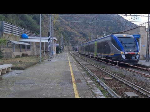 R 5660 Reggio Calabria Centrale - Paola