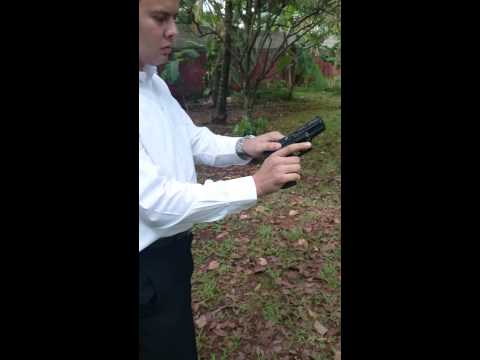 Walther P99 Blank Gun Test (HQ)