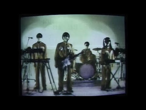 Videoclip de Plus Chicker — POLYSICS