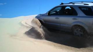 preview picture of video 'Gateway 4wd Anna Bay April 2012.wmv'