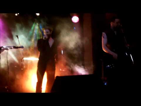 03-Fuego cruzado - Vejez Prematura en Salon Pueyrredon 05-07-12