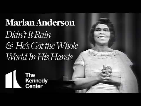 Marian Anderson performs "Didn't It Rain" and "He's Got the Whole World In His Hands" (1962)
