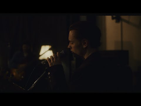 Video thumbnail for Opiate (Live)