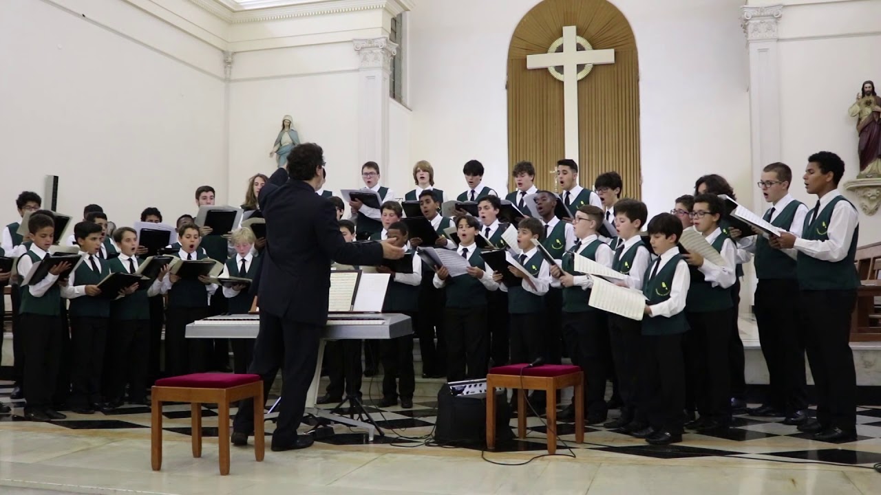 Concerto dos Canarinhos de Petrópolis no Capítulo Provincial