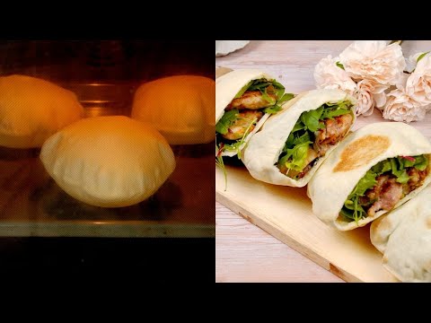 Pita bread: the perfect Greek specialty to fill with the ingredients of your choice!