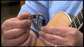 Video thumbnail for Using A Capo by Martin Guitar