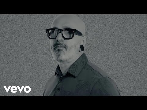 AXER - Don't Touch My Bear