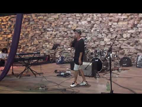 Mc kalambre -tema en vivo daño colateral