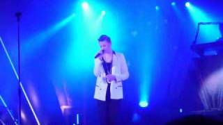 La Roux - As If By Magic (Live).avi