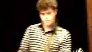 push play - stop staring