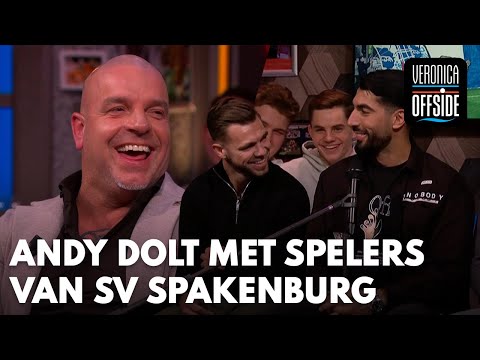 Andy dolt met spelers van SV Spakenburg: 'Naar de Arena voor de Toppers?' | VERONICA OFFSIDE