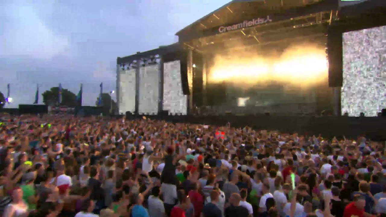 Steve Angello - Live at Creamfields 2013