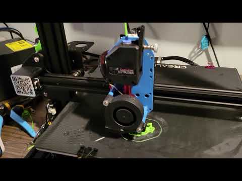 Creality Ender 3 vs Ender 3 V2 vs CR10 - Which should you get?