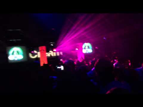 Seb Fontaine playing Underworld   Born Slippy