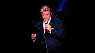 Peter Cetera Explains and Performs “Wishing You Were Here”
