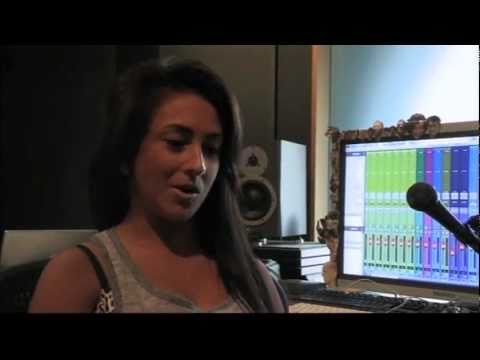 Sophie Hiller Interview