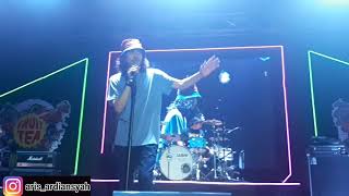 Download lagu SHEILA ON 7 LIVE KONSER AT PSCC 'FANTASTIC SMANSA', PALEMBANG 03 MARET 2019 mp3