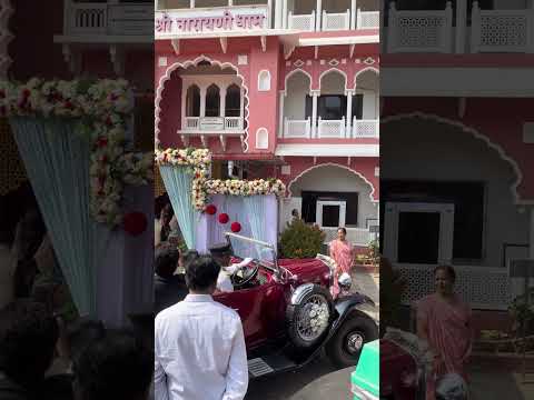 Luxury cars original vintage car on rent