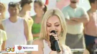 Alexandra Stan - Show Me The Way (OFFICAL VIDEO)