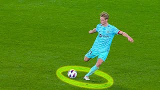 De Jong makes Football Look so Easy