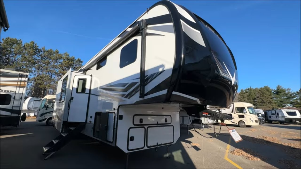 New 2023 Kz Venom 4113TK V4113TK in Wausau, WI RV Trader