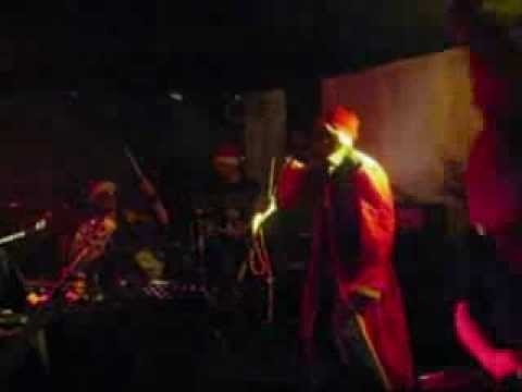 Evil Mitchell Live 2007 @ The Black Hand Inn (Marseille) pOtPoori