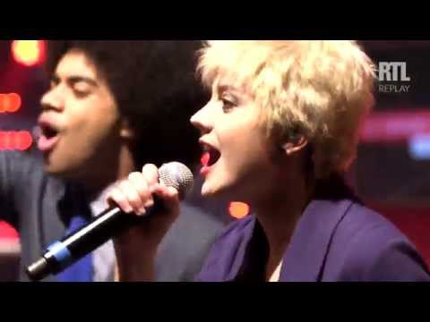 La troupe de la comédie musicale "Résiste" - Ella elle l'a