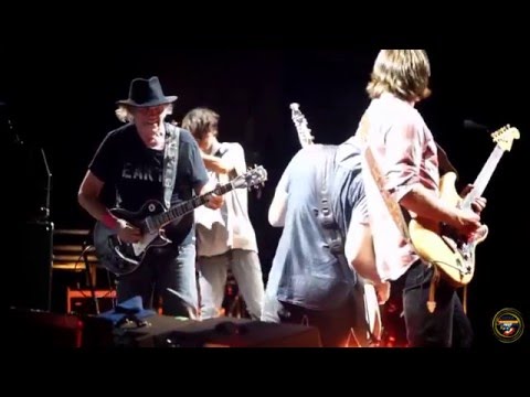 Neil Young + Promise of the Real :: Lucca Summer Festival 2016