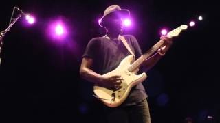 Gary Clark Jr. - &quot;Please Come Home&quot; (live) - Seattle, WA (04-10-16)