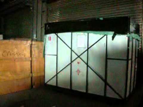 超順-小三通貨運 碼頭倉庫內堆放情形~e666