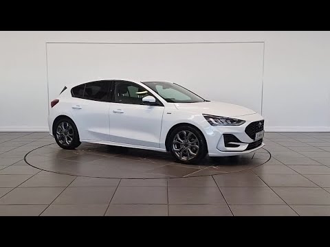 Ford Focus ST-Line 1.0L 125PS mHEV *CALL STEVEN ON - Image 2