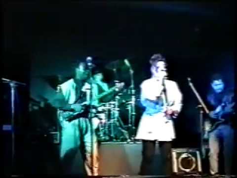 Ngaire - When The Feeling Is Gone - live 1991