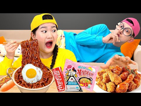 Mukbang 짜파게티 떡볶이 먹방 Black Noodle TTeokbokki by HUBABI