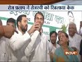 Rabri Devi, Tejashwi,Tej Pratap celebrate Lalu Prasad's 71st birthday in Patna with RJD workers