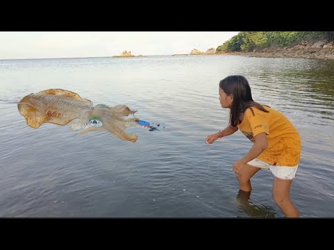 SAPUL SA NAGLAKIHANG PUSIT LUMOT | MAGKAPATID TV