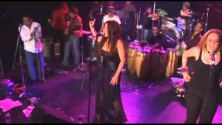 Slam The Clam, Cecilia Noël