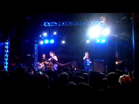 Funeral For A Friend - Circle Pit Jousting & End Of Nothing Live (Brighton Concorde 2 5/4/11) [HD]