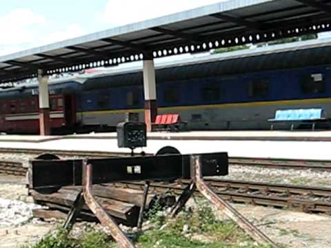 R936/935 Mangalia - Oradea este tras la depou