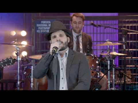 The Pax Side of the Moon canta "Lombardia (dicon tutti che sei mia)" alle Audizioni Live