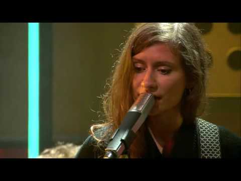 Eerie Wanda - I Am Over Here (minuut)