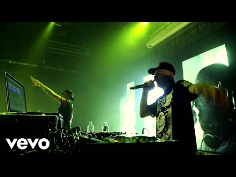 Club Dogo - Tornerò Da Re (Alcatraz Live 2015)