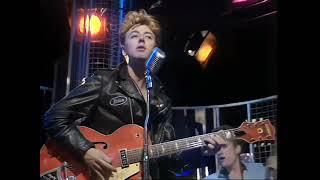 STRAY CATS - (SHE&#39;S) SEXY &amp; 17 - TOP OF THE POPS - 1/9/83 (RESTORED)